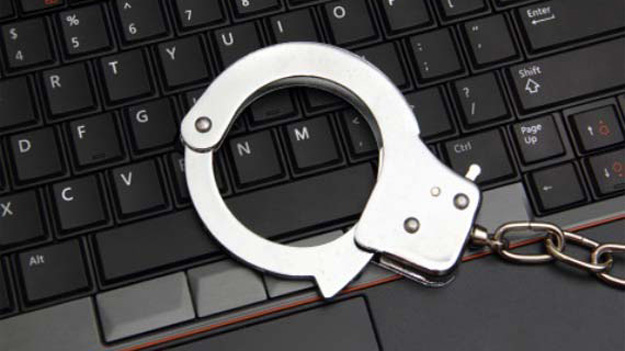 В Петербурге арестованы хакеры, похитившие около 12 млн рублей