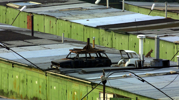 Попытка снести гаражи в Москве закончилась массовой дракой с сотрудниками ЧОП