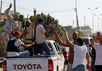 Ливия: оппозиционеры заявляют о своей победе в боях за столицу