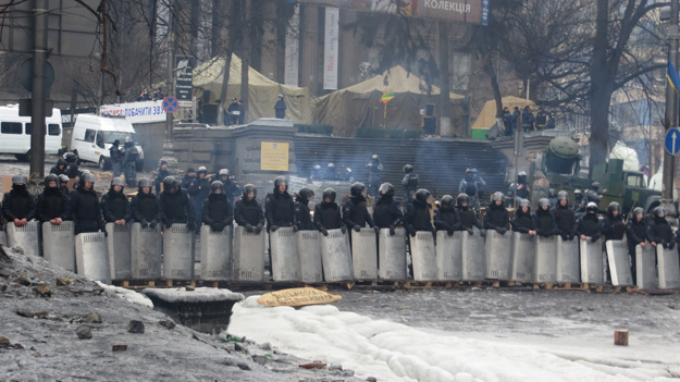 Спецназ МВД Украины «Беркут», который в течение трех месяцев противостоял митингующим в Киеве