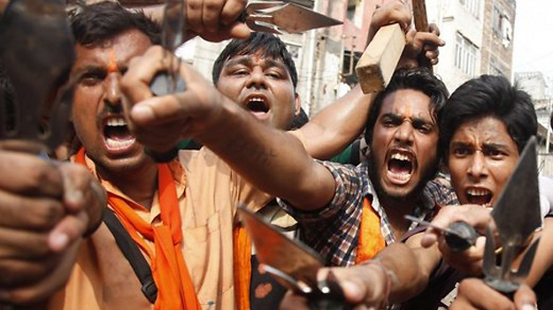 В Индии толпа линчевала насильника, отбив его у охраны тюрьмы