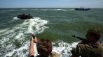 В Каспийском море произошла перестрелка между бойцами спецназа полиции и группой браконьеров