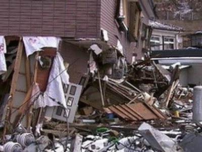 Число пострадавших от цунами в Японии растет