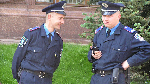 Сотрудники киевской милиции отказались охранять гей-парад