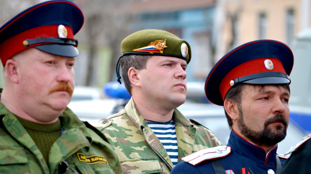 На патрулирование улиц Волгограда вышли сотрудники ЧОП, казаки и дружинники