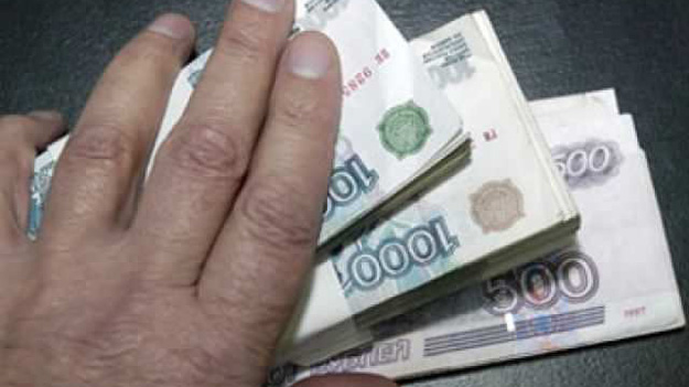 Сотрудник отдела охраны областной туберкулезной больницы УФСИН передал 35 тысяч рублей "киллеру"