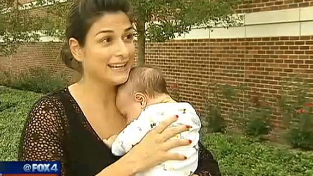Ванессу Бейли охрана библиотеки отправила кормить пятимесячного сына в уборную