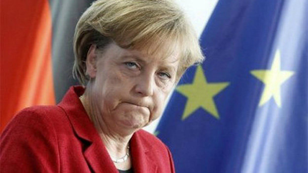 Мобильник Ангелы Меркель защитили антишпионским чипом