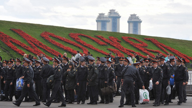 Безопасность москвичей в День города обеспечат сотрудники полиции и ЧОП
