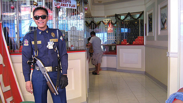 На Филиппинах работают всего 2077 частных охранников